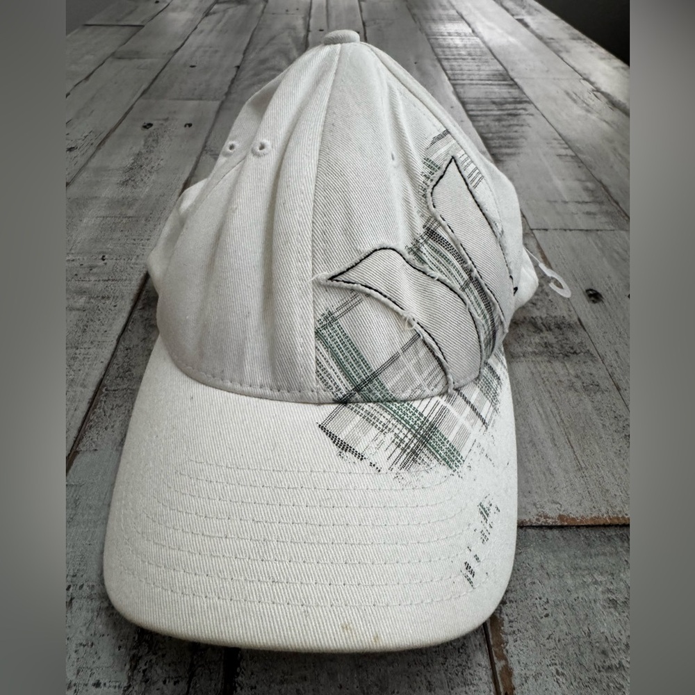 Hurley Cream & Green Plaid Hat - Picture 1 of 6